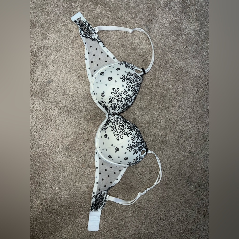 Victoria’s secret push-up 36D